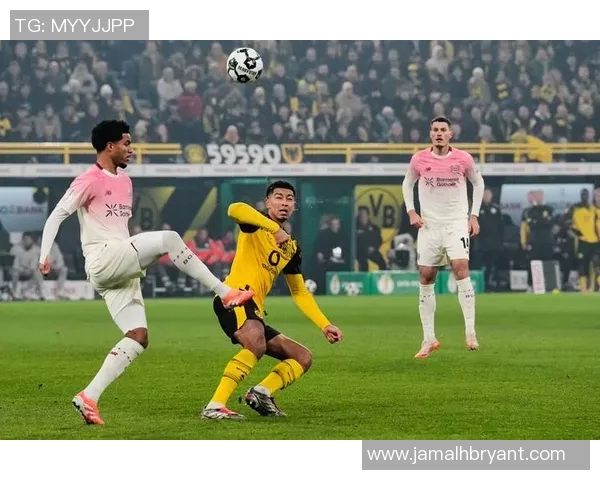 乌克兰与德国足球对决进球时间分析及比赛精彩瞬间回顾